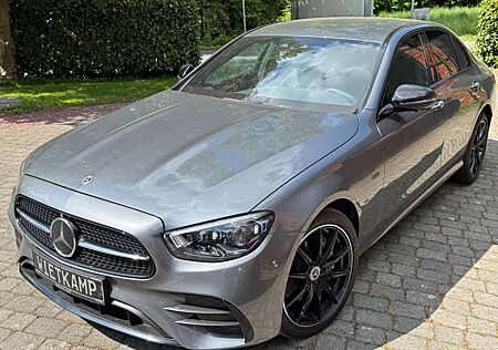Mercedes-Benz E 300 de 4Matic AMG/Night Edition/Junge Sterne