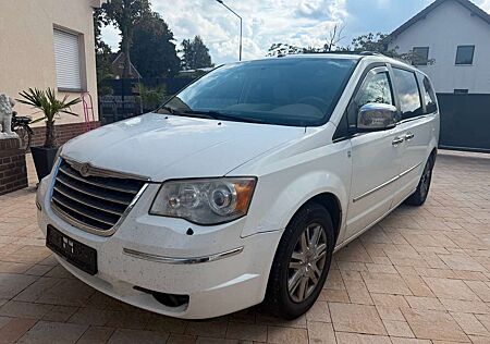Chrysler Grand Voyager 3.8+Leder+7 Sitze+SHZ+SSD