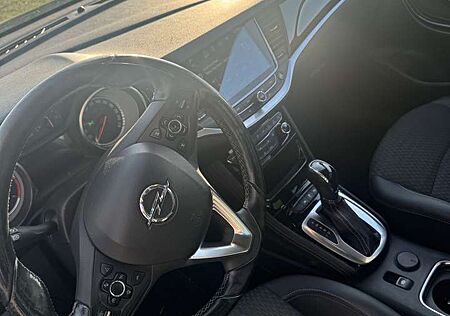 Opel Astra 1.6 D (CDTI) Automatik Sports Tourer Business