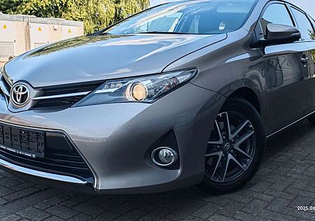 Toyota Auris Edition