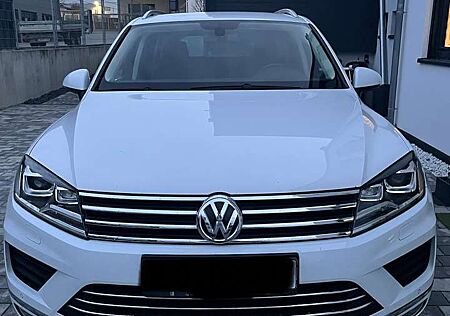 VW Touareg Volkswagen 3.0 V6 TDI SCR Blue Motion DPF Automatik