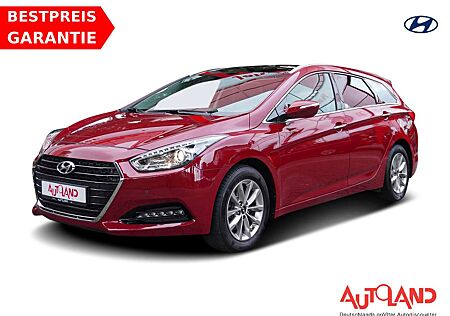Hyundai i40 Kombi 1.7 T-GDI blue Trend Navi Panorama DAB