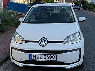 Volkswagen up! up! move up!