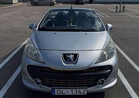 Peugeot 207 207 CC 120 VTi Automatik Platinum
