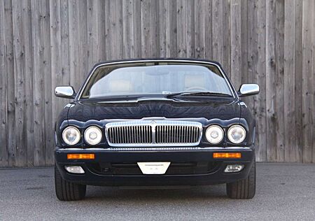 Jaguar Daimler Double Six Kurzversion 3 Jahre Garantie