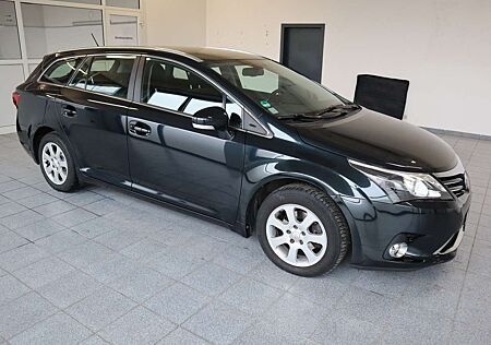 Toyota Avensis +Combi+1.8+Life