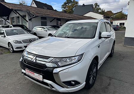Mitsubishi Outlander PHEV Basis 4WD/Automatik/LED/