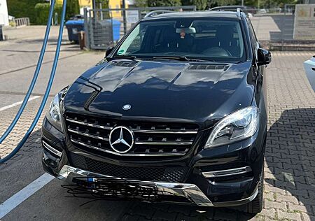 Mercedes-Benz ML 350 BlueTEC 4MATIC 7G-TRONIC