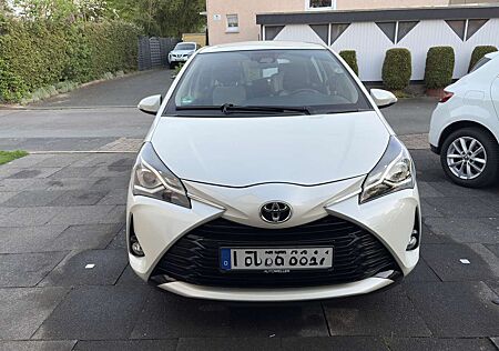 Toyota Yaris 1,5-Dual-VVT-iE Team Deutschland