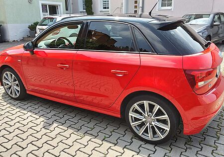 Audi A1 1.2 TFSI Sportback S line Sportpaket Attraktion