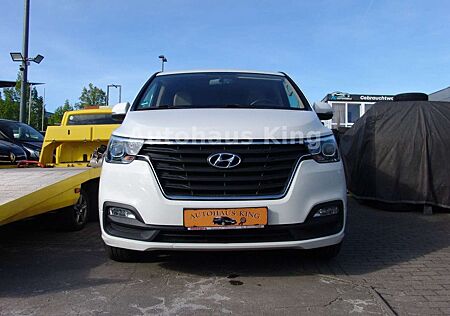 Hyundai H-1 Travel Premium FACELIFT-NAVI/AUT/8Sit/Leder
