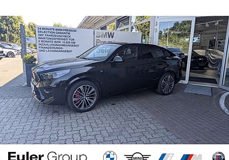 BMW X2 sDrive20i Sportpaket HUD AD Navi Digitales Cockpit