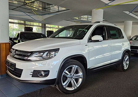 VW Tiguan Volkswagen Lounge/Steuerkette neu/18"/AHK/Pano/Temp