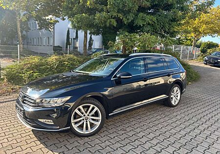 VW Passat Variant Volkswagen 1.5 TSI DSG Elegance