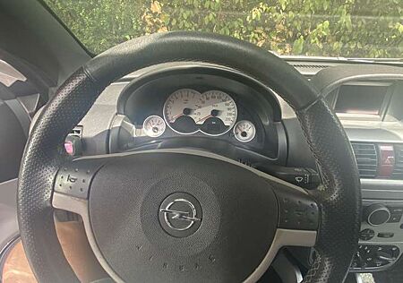 Opel Tigra Twin Top 1.4 Edition