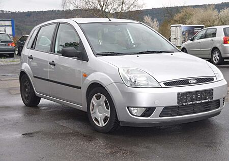 Ford Fiesta 1,4 16V Ghia Durashift Klima PDC