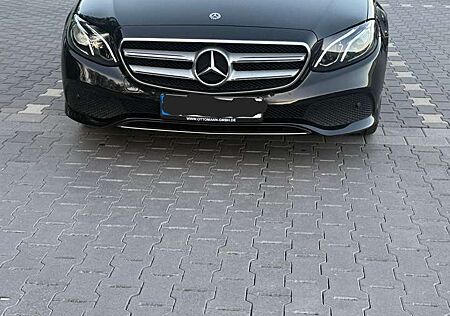 Mercedes-Benz E 220 d 9G-TRONIC Avantgarde