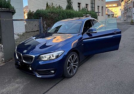 BMW 230i 230 2er Coupe Coupe Sport-Aut. Sport Line