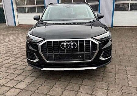 Audi Q3 35 TFSI advanced
