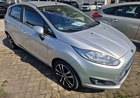 Ford Fiesta Titanium*W-Paket*Klima*PPS*NSW*