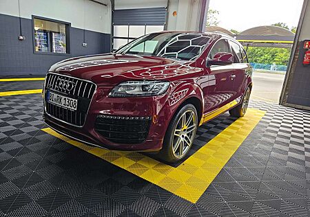 Audi Q7 4.2 TDI DPF quattro tiptronic