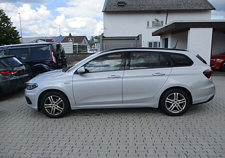 Fiat Tipo 1.6 MultiJ NAVI KAMERA XENON PDC SITZH TEMP