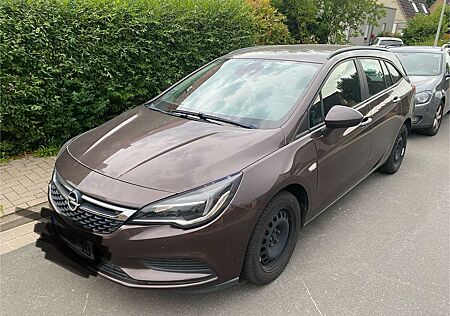 Opel Astra Sports Tourer+ 1.0 Edition