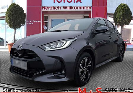 Toyota Yaris 1.5 Hybrid Teamplayer KOMFORT-PAKET LED