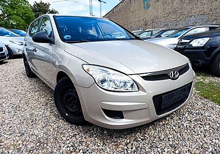 Hyundai i30 Classic KLIMA-ALU-TÜV 11/26-104TKM