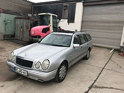 Mercedes-Benz E 320 T Avantgarde 7 Sitze