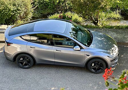 Tesla Model Y Long Range Dual Motor AWD