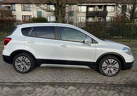 Suzuki SX4 S-Cross 1.6 Comfort+ Navi LEDER Panorama