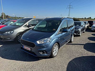 Ford Tourneo Courier Titanium 1.0 EcoBoost 1.Hand Eu6