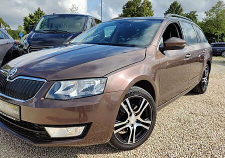Skoda Octavia 2.0 TDI Combi Ambition 4x4 Navi* 17-Zoll