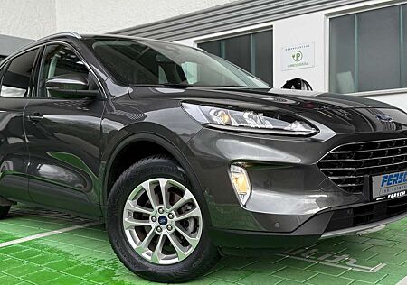 Ford Kuga FHEV Titanium 4x4 Autom. m. Navi SYNC uvm...