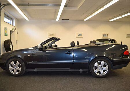 Mercedes-Benz CLK 230 KOMPRESSOR AVANTGARDE/SPORT Automatik