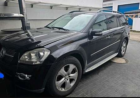 Mercedes-Benz GL 420 CDI DPF 4Matic 7G-TRONIC