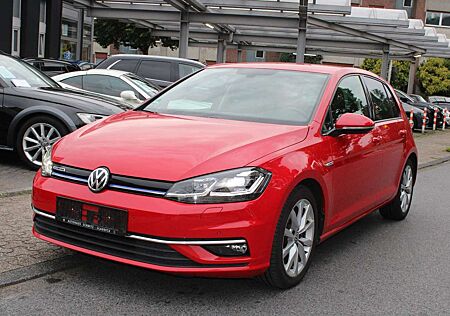 VW Golf Volkswagen VII 1.5 TSI Lim. Highline BMT*1:HAND*NAVI*
