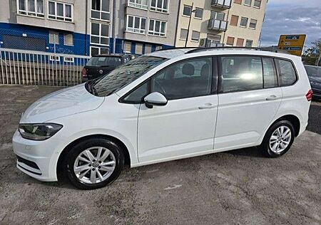 VW Touran Volkswagen Comfortline BMT 2,0 TDI DSG