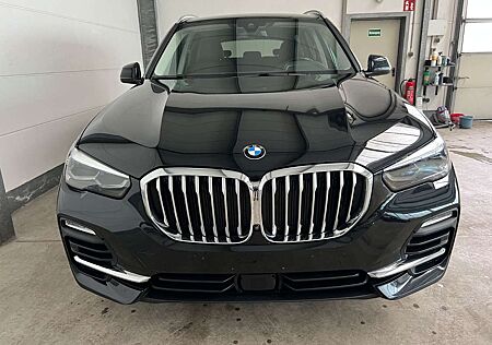 BMW X5 30d +Leder+LED+ACC+Park-A+AHK+Sthzg+Aktivlenk