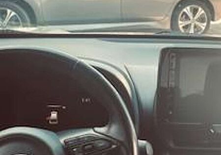 Toyota Yaris Cross Hybrid 1.5 VVT-i Elegant