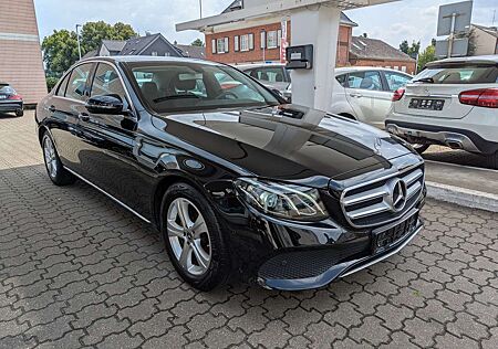 Mercedes-Benz E 220 d 4Matic 9G-TRONIC Avantgarde & Wenig Kilometer