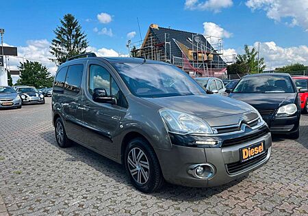 Citroën Berlingo Citroen + Selection DIESEL PANO.+TÜV NEU+1.HAND