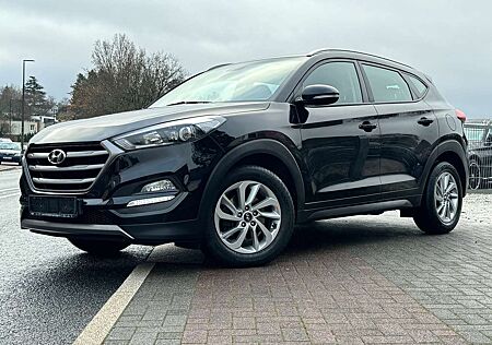 Hyundai Tucson 2WD Navigation Rkamera 1. Hand Motor&Getriebe TOP