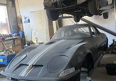 Opel GT 2 mal AL Plus Hebebühne