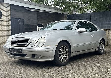 Mercedes-Benz CLK 200 Coupe AvantgardeAnhängerkublung+TÜV 11.2025+PDC