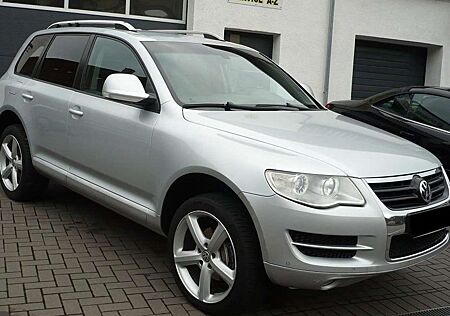 VW Touareg Volkswagen Diesel 3.0 V6 TDI DPF Automatik Navi Sitzh