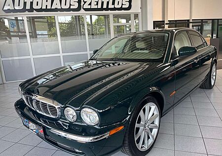Jaguar XJ 4.2 XJ8 *Leder*Halle77*19-Zoll*Xenon*Navi*