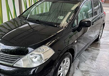Nissan Tiida 1.8 tekna