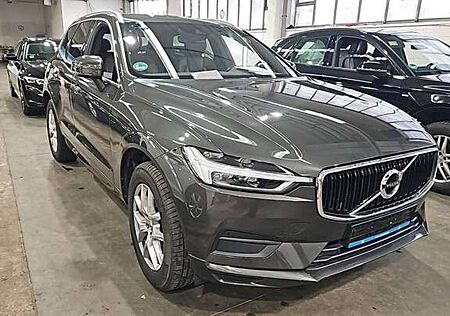 Volvo XC 60 XC60 Momentum Pro AWD *Pano*